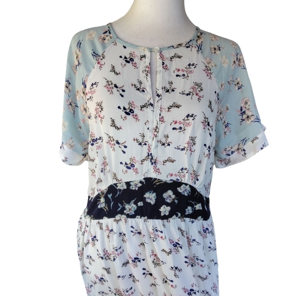 Hayden Los Angeles Ditsy Floral Tiered Skirt Midi Length Dress Size Large - Picture 4 of 9